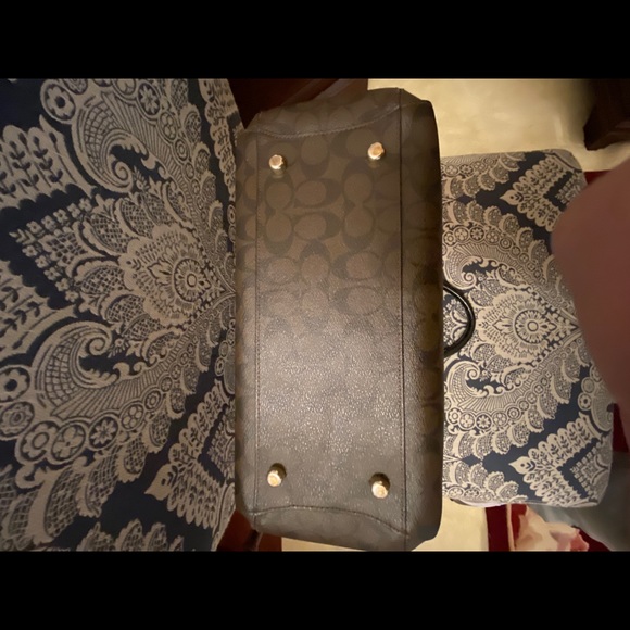 Authentic Coach Handbag - Picture 6 of 6